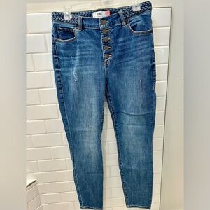 Cabi Mia Button Fly Skinny Jeans | Braided Waistband | Style 5694